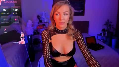 oliva_candy online show from February 2025 04:19:02 PM