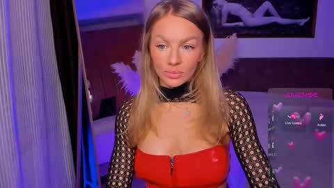 oliva_candy online show from March 2026 09:32:02 PM