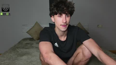 Snapshot of oliver_baker chatting on December 2024 03:44:01 PM Oliver  Kaen online show from December 2024 03:44:01 PM