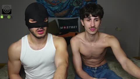 Snapshot of oliver_baker chatting on January 2025 02:53:02 PM Oliver  Kaen online show from January 2025 02:53:02 PM