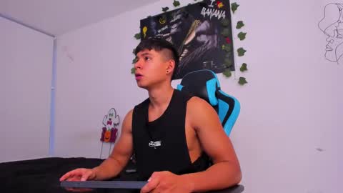 Snapshot of oliver_bray chatting on January 2025 11:09:01 PM Oliver bray online show from January 2025 11:09:01 PM