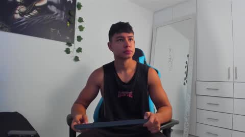 Snapshot of oliver_bray chatting on February 2025 01:58:01 PM Oliver bray online show from February 2025 01:58:01 PM