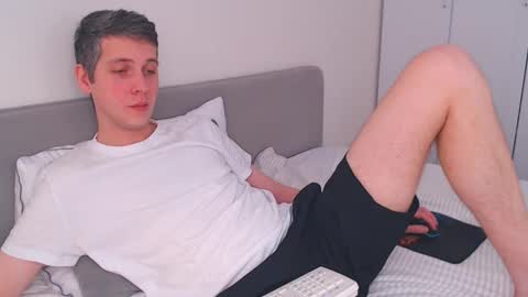 Snapshot of oliver_hort chatting on March 2026 11:49:02 AM Oliver online show from March 2026 11:49:02 AM