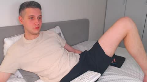 Snapshot of oliver_hort chatting on April 2026 03:53:01 PM Oliver online show from April 2026 03:53:01 PM
