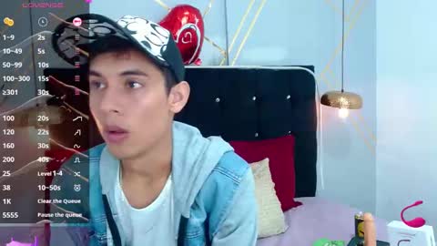 Oliver  Smith online show from March 2025 05:54:01 PM