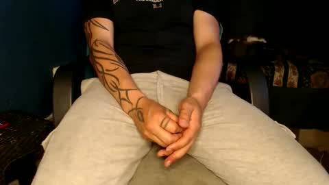 oliver_laid_2023 online show from February 2026 08:35:01 PM