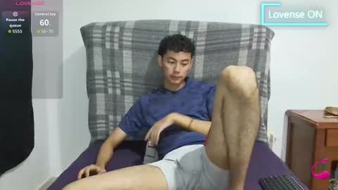 Oliver Rayman online show from November 2025 11:43:02 PM