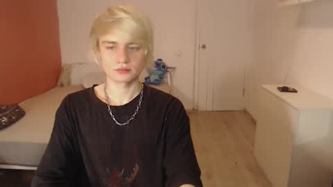 Oliver online show from November 2025 01:22:01 AM