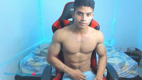 oliver thompsson online show from January 2025 01:04:02 AM