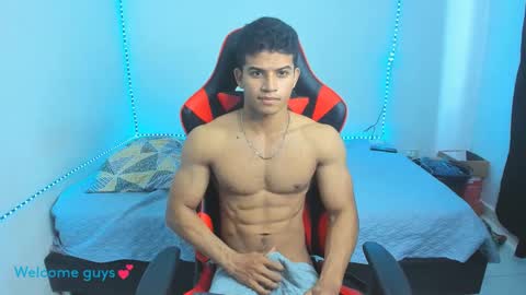 oliver thompsson online show from January 2025 01:58:01 PM