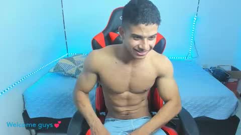 oliver thompsson online show from January 2025 04:02:02 AM