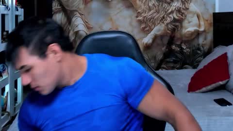 Snapshot of oliver_tommy chatting on November 2025 01:43:02 PM oliver_tommy online show from November 2025 01:43:02 PM