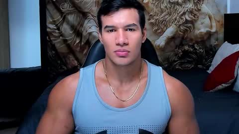 Snapshot of oliver_tommy chatting on November 2025 01:10:01 PM oliver_tommy online show from November 2025 01:10:01 PM