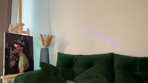 Snapshot of oliverlawrence chatting on May 2026 02:13:01 PM oliverlawrence online show from May 2026 02:13:01 PM