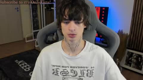 oliverrgroove online show from December 2025 03:27:02 PM