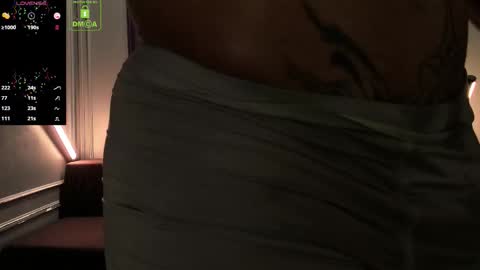 Snapshot of oliversport chatting on November 2025 03:45:01 PM OliverSport online show from November 2025 03:45:01 PM