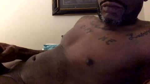 Snapshot of olivertwist1273 chatting on December 2024 05:58:02 AM olivertwist1273 online show from December 2024 05:58:02 AM