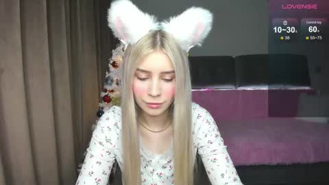 Snapshot of olivia1taylor chatting on December 2025 09:37:02 AM Olivia online show from December 2025 09:37:02 AM