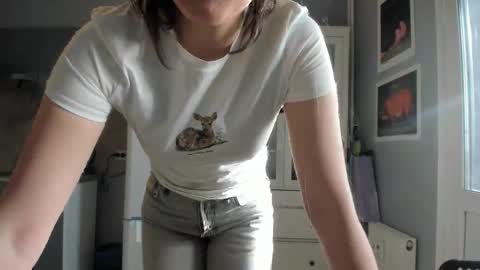olivia__dream online show from May 2026 03:28:02 PM