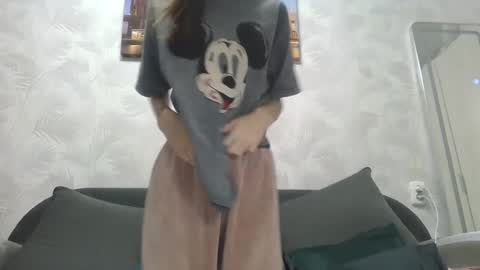 Olivia online show from January 2025 11:34:01 PM