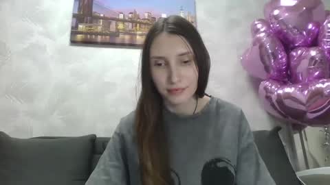 Olivia online show from February 2025 10:43:01 PM