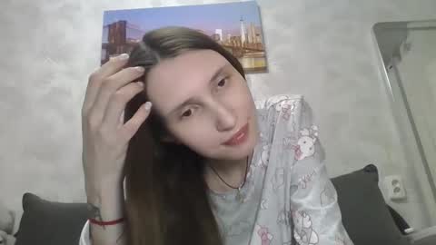 Olivia online show from October 2025 10:49:02 PM
