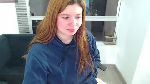 olivia_martine online show from December 2024 08:30:01 AM