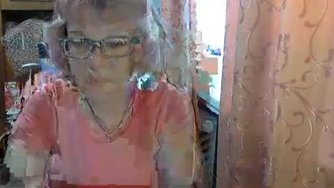 Snapshot of olivia_mia25 chatting on May 2026 06:32:03 AM Olivia Mia online show from May 2026 06:32:03 AM