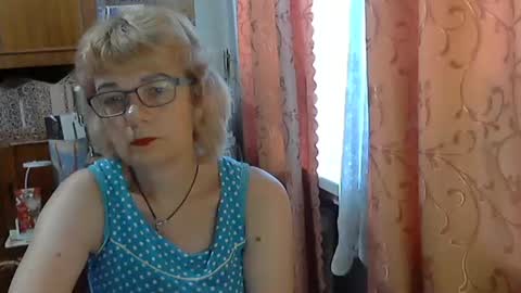 Snapshot of olivia_mia25 chatting on June 2026 07:57:02 AM Olivia Mia online show from June 2026 07:57:02 AM