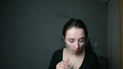 Snapshot of olivia_oliv chatting on February 2025 06:19:02 PM Olivia online show from February 2025 06:19:02 PM