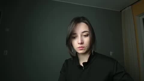 Snapshot of olivia_oliv chatting on February 2025 06:00:02 PM Olivia online show from February 2025 06:00:02 PM