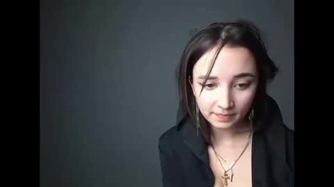Snapshot of olivia_oliv chatting on March 2025 04:09:02 PM Olivia online show from March 2025 04:09:02 PM