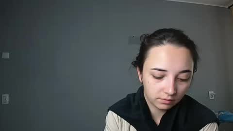 Snapshot of olivia_oliv chatting on September 2025 10:27:01 AM Olivia online show from September 2025 10:27:01 AM