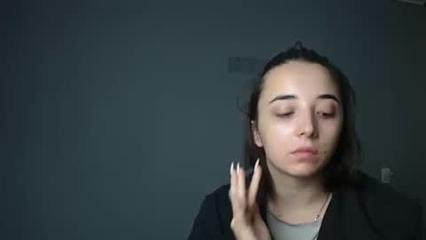Snapshot of olivia_oliv chatting on October 2025 11:18:02 AM Olivia online show from October 2025 11:18:02 AM