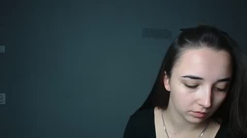 Olivia online show from October 2025 05:31:02 PM