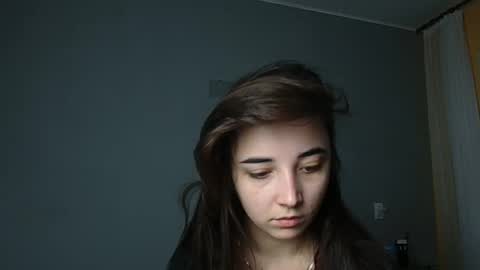 Olivia online show from November 2025 01:07:02 PM