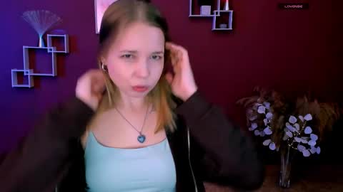 Sweet Olivia online show from March 2026 08:40:01 AM