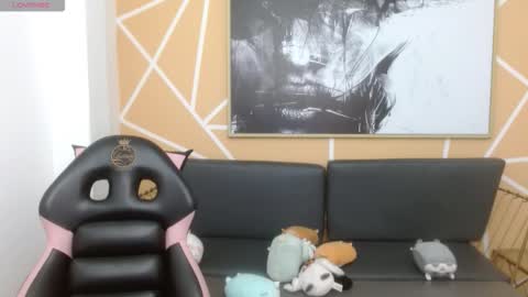 Snapshot of olivia_russo chatting on January 2026 08:10:02 PM Olivia online show from January 2026 08:10:02 PM