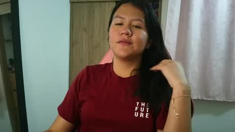 Olivia online show from April 2026 12:06:02 PM