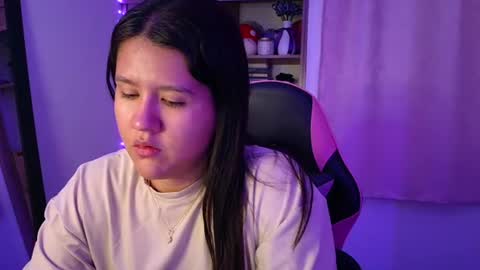 Snapshot of olivia_watson_ chatting on June 2026 11:48:02 AM Olivia online show from June 2026 11:48:02 AM