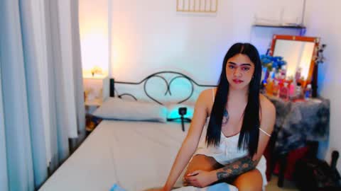 Snapshot of olivia_xxo chatting on July 2026 11:53:01 AM olivia_xxo online show from July 2026 11:53:01 AM