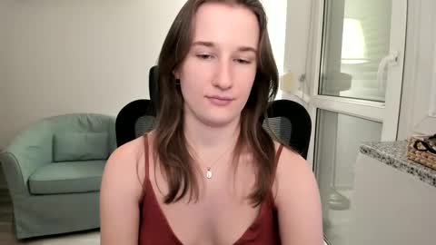 Oliwiaa2004 online show from December 2024 12:38:01 PM