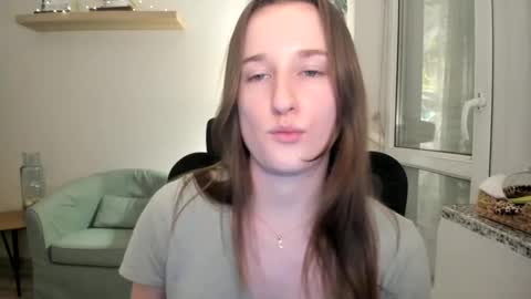 Oliwiaa2004 online show from January 2025 09:40:02 PM