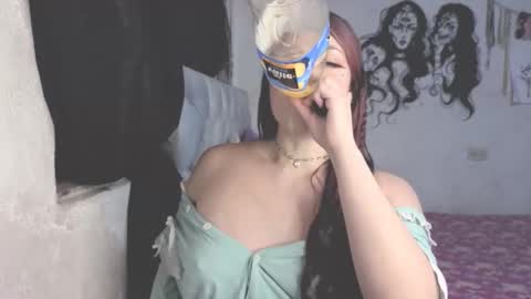 Snapshot of oliviabluee10 chatting on November 2025 03:20:02 AM oliviabluee10 online show from November 2025 03:20:02 AM