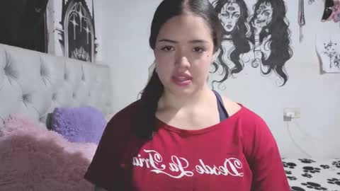 oliviabluee10 online show from March 2026 10:58:02 PM