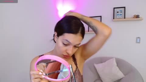 Snapshot of oliviabran_ chatting on May 2026 01:05:02 PM Olivia Bram online show from May 2026 01:05:02 PM