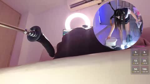 oliviahalley online show from November 2025 02:09:02 PM