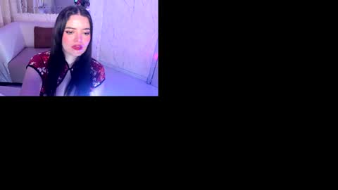 Snapshot of oliviahalley chatting on June 2026 03:11:02 PM oliviahalley online show from June 2026 03:11:02 PM