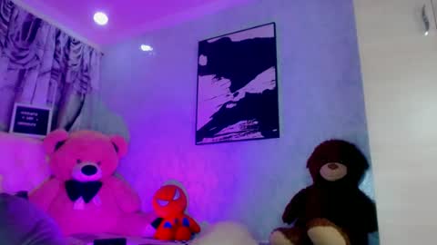 Snapshot of oliviahot01 chatting on June 2026 02:44:01 AM oliviahot01 online show from June 2026 02:44:01 AM