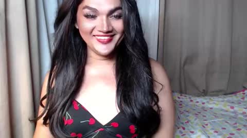 oliviahot22 online show from February 2026 10:03:02 AM